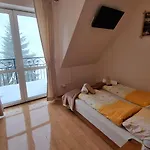 U Skrajnioka 3* Czerwienne