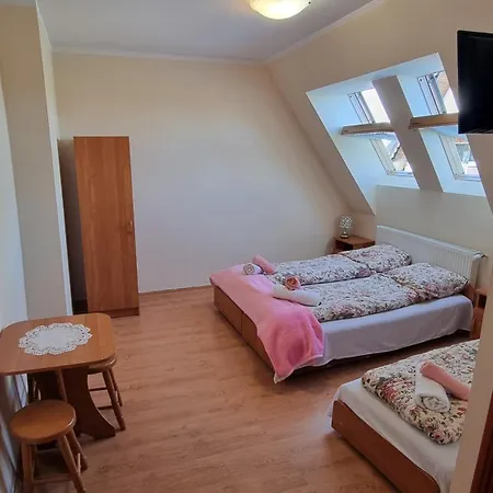 U Skrajnioka 3* Czerwienne