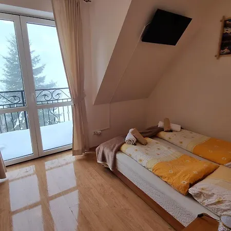 U Skrajnioka 3* Czerwienne